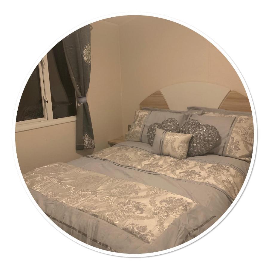 Holiday Home Breaks At Tattershall Lakes โคนิงส์บี ภายนอก รูปภาพ