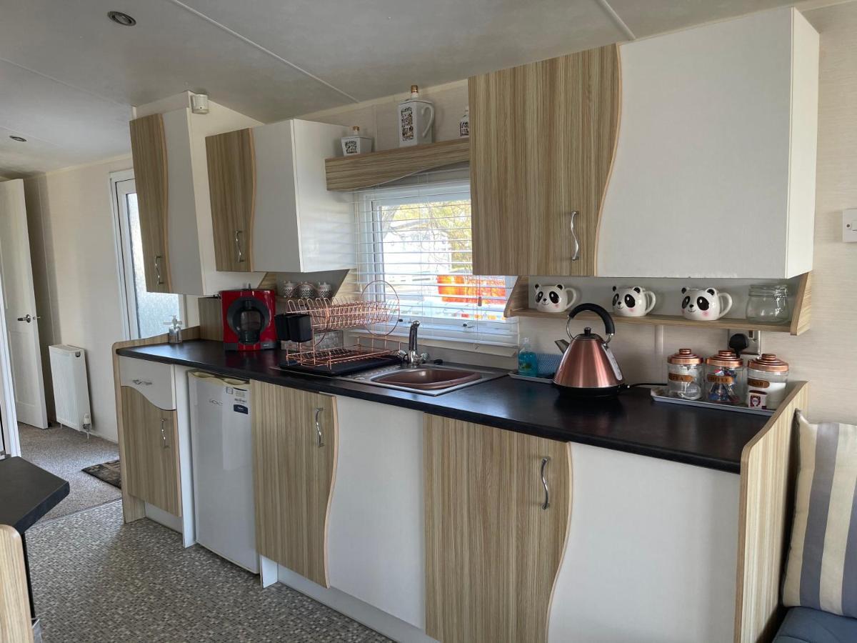 Holiday Home Breaks At Tattershall Lakes โคนิงส์บี ภายนอก รูปภาพ